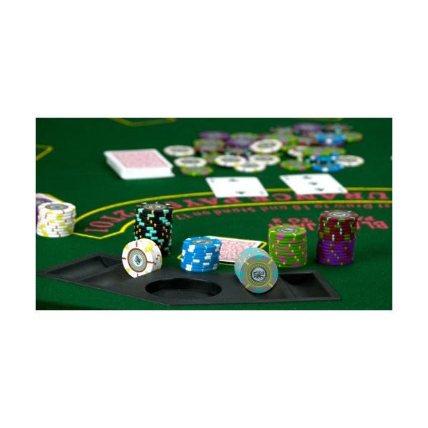 300ct Clay Gaming Chip Set in Carousel O625