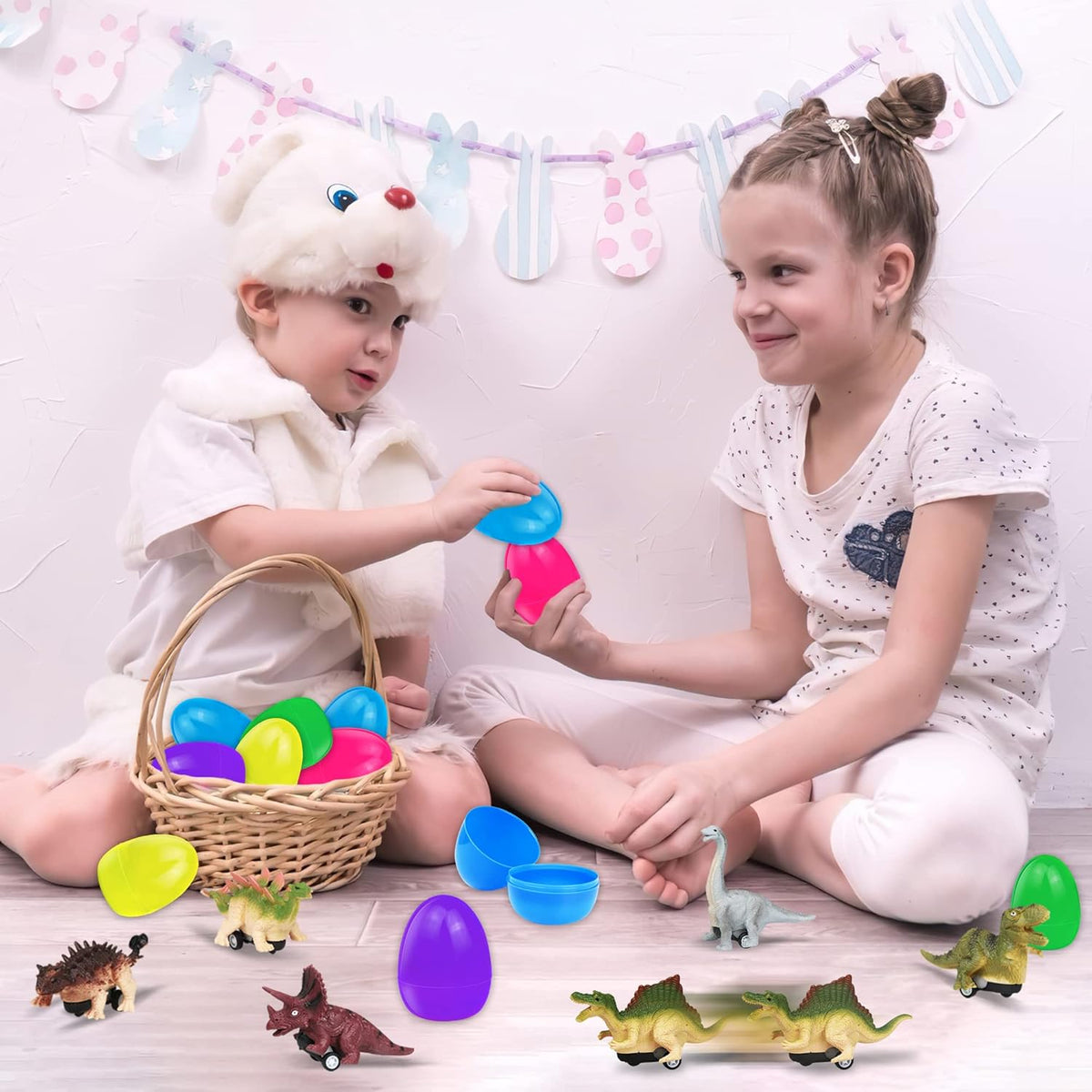 6 Pack Jumbo Prefilled Easter Eggs with Dinosaur Pull Back Cars Toys W32587