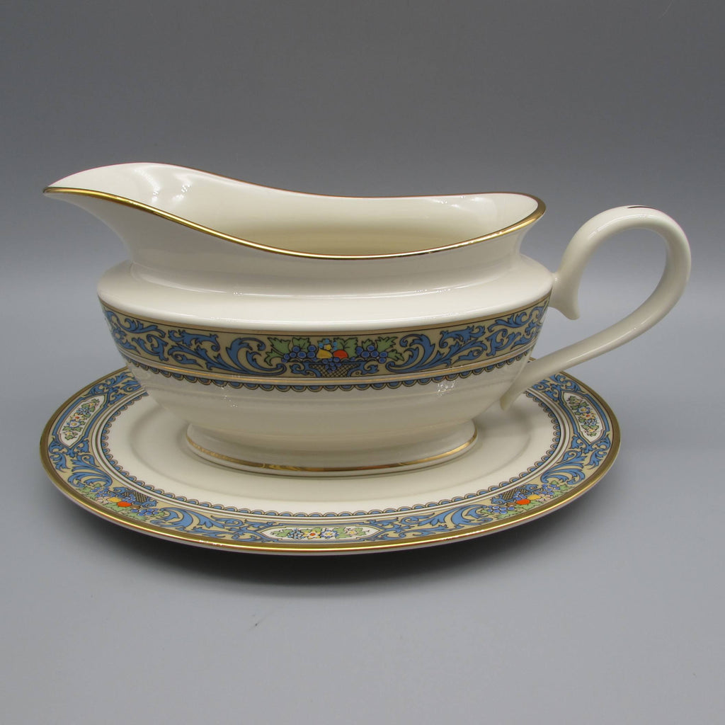 Sauce Boat and Stand Y3829