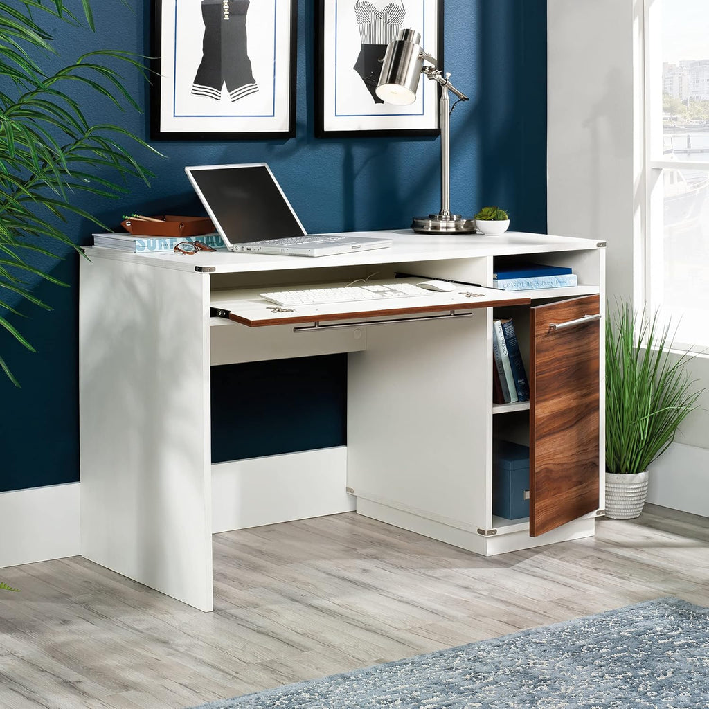 Pearl Oak Finish Desk G482105