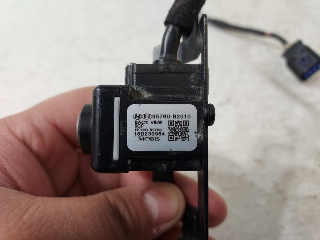 Rear View Camera R6437