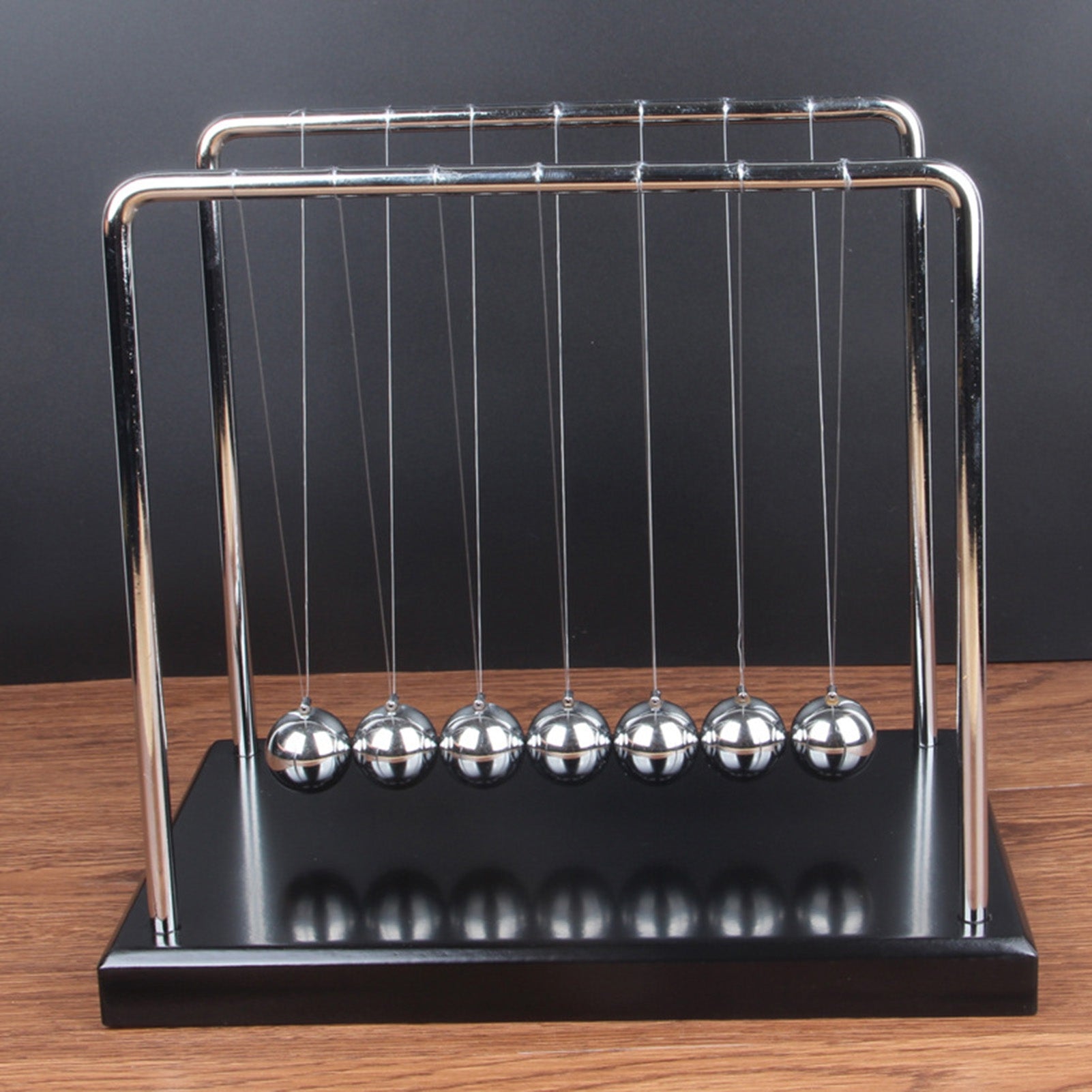 Newton Cradle Pendulum Decoration with 7 Balance Balls L2763