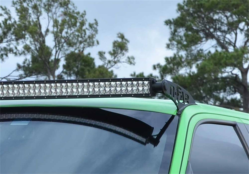 Roof Mounted Light Brackets B1198