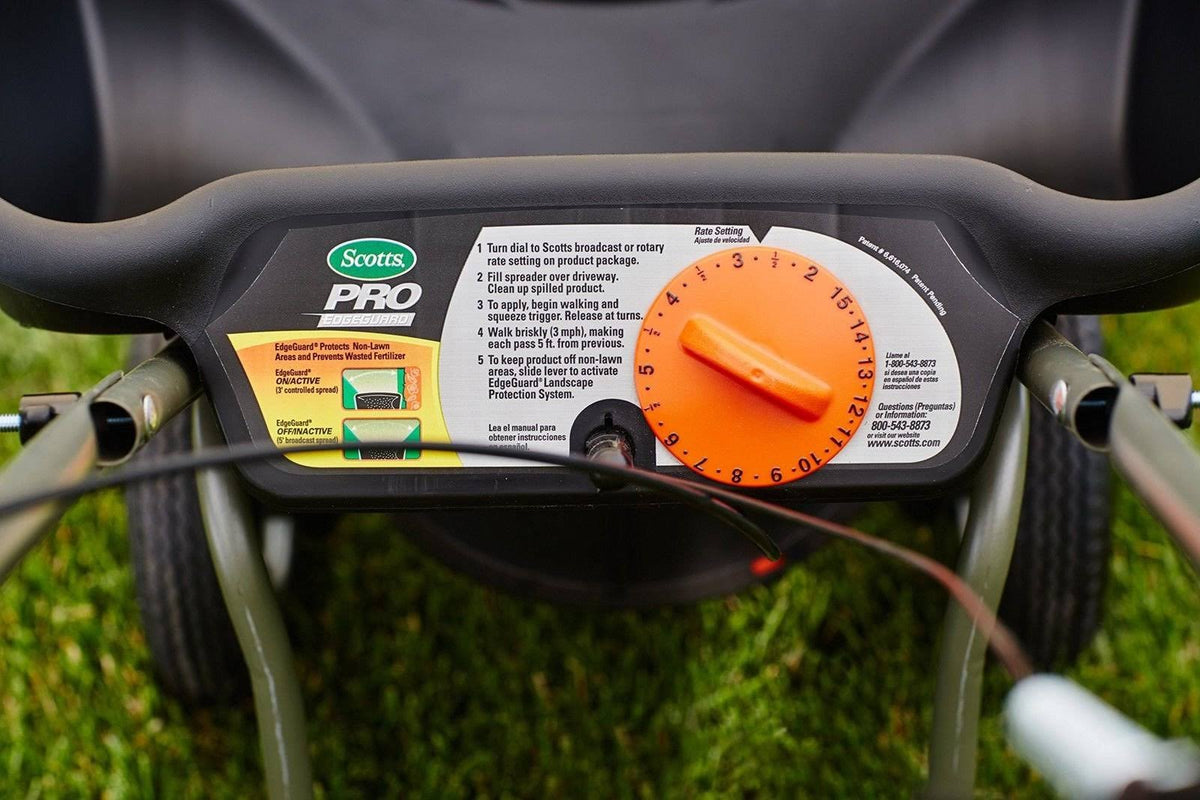 Edge Guard Pro Broadcast Spreader B88354