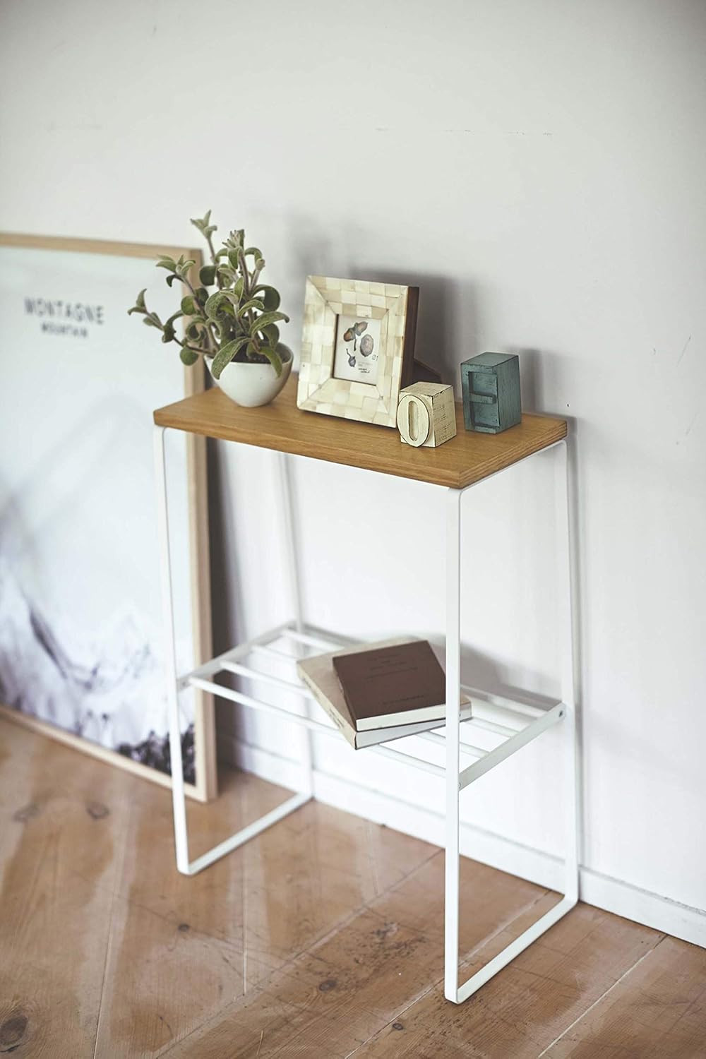 White Narrow Room End Tables Q10520