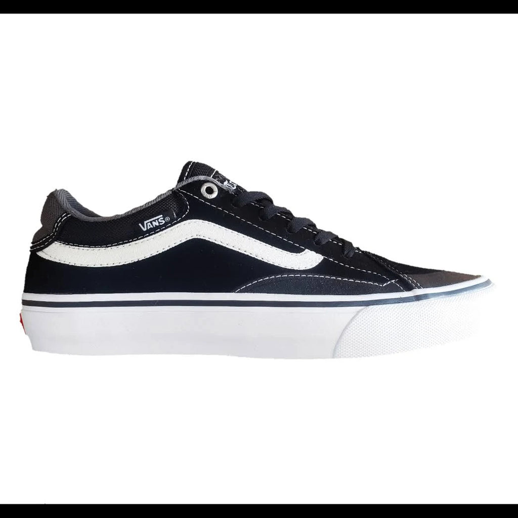 Black/White Advanced Skate Shoes L59427