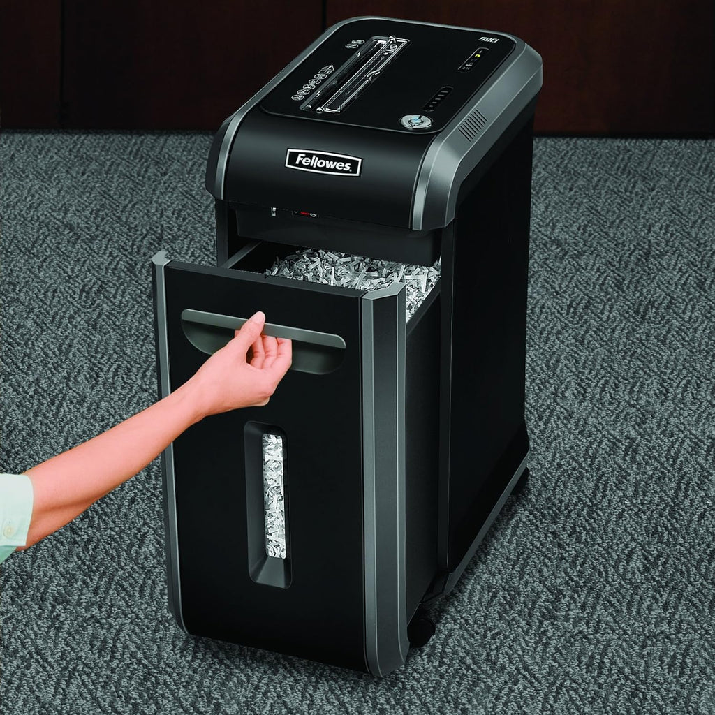 18-Sheet Capacity Cross-Cut Paper Shredder I909941