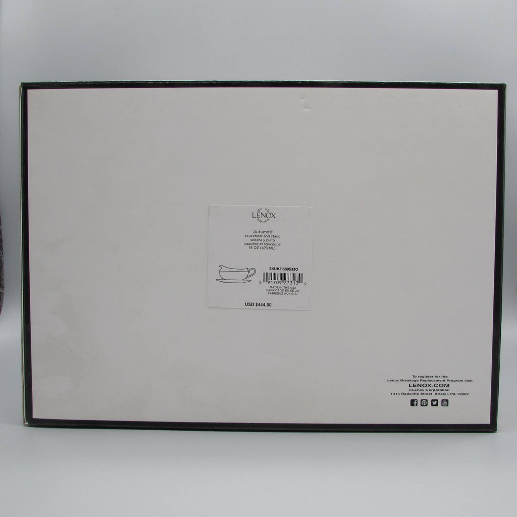 Sauce Boat and Stand Y3829