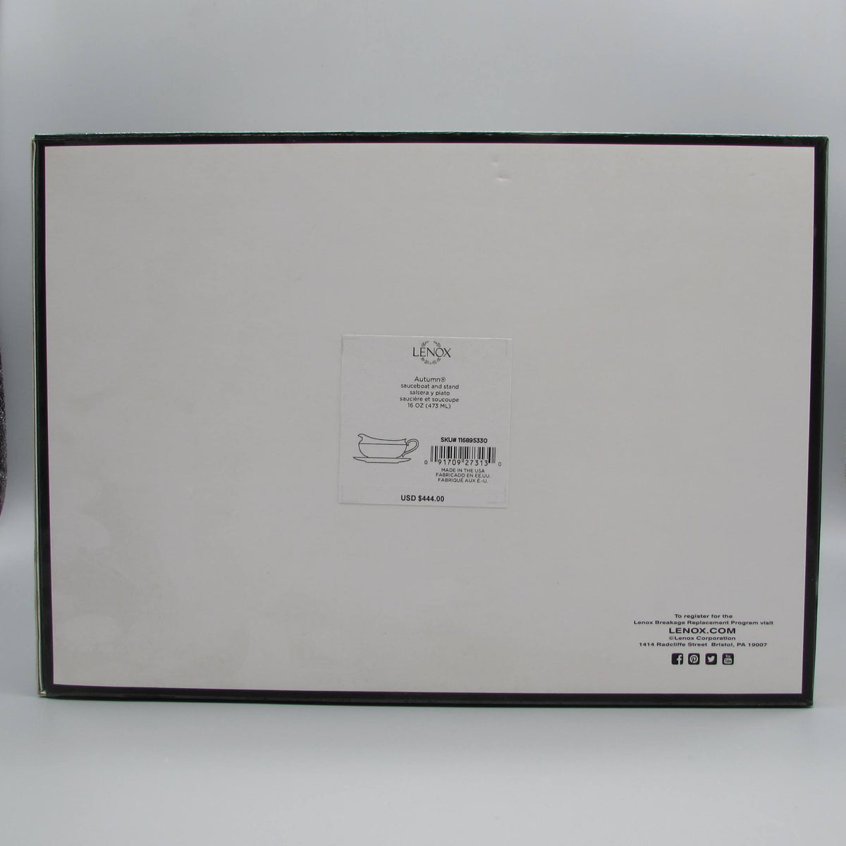 Sauce Boat and Stand Y3829