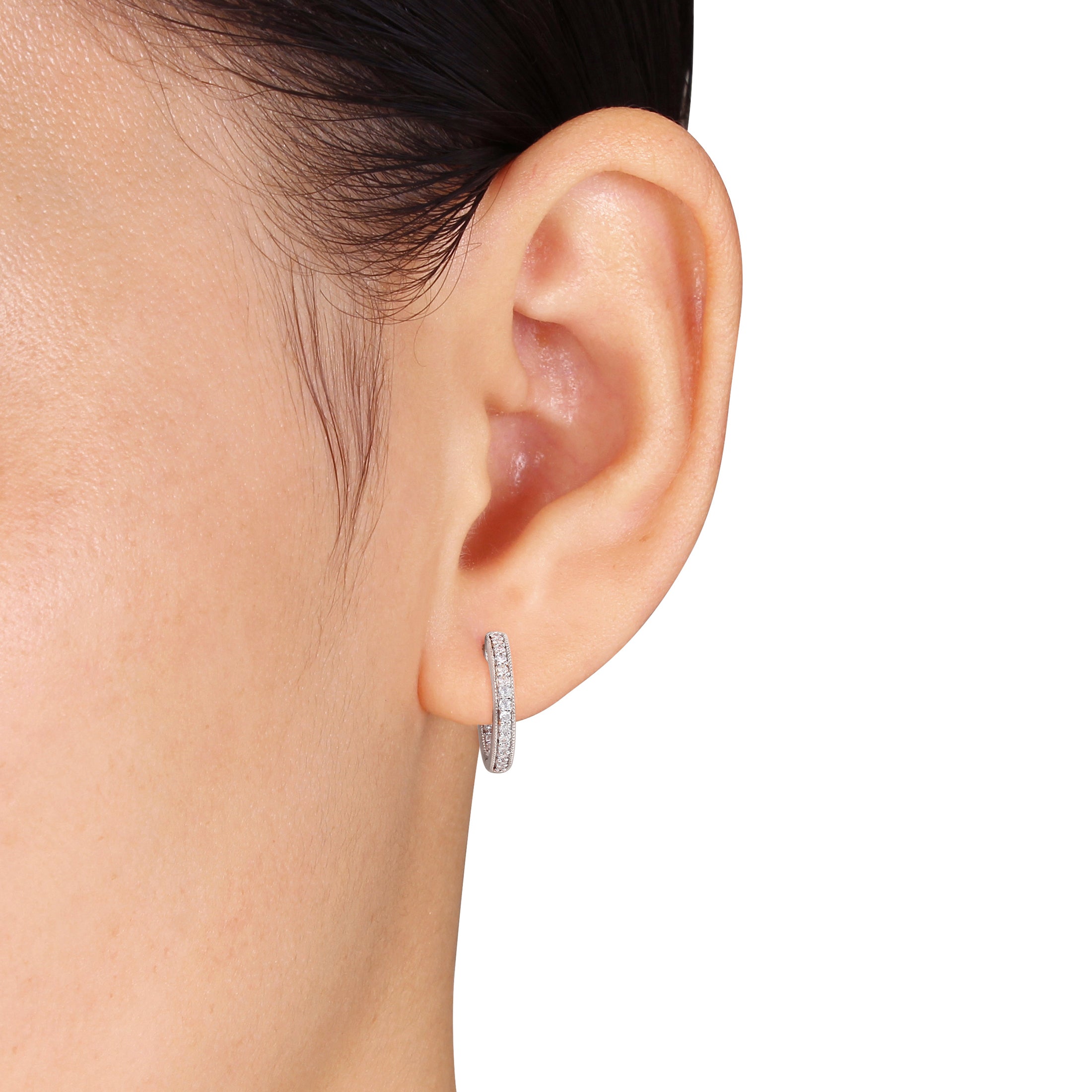 14kt White Gold Diamond Huggie Hoop Earrings K7267