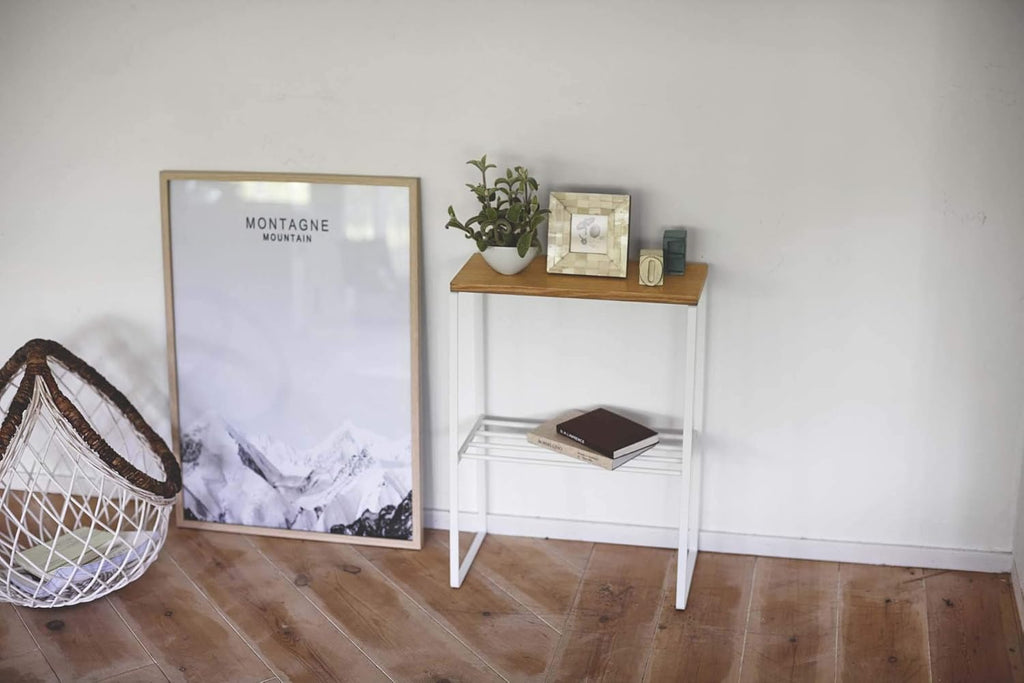 White Narrow Room End Tables Q10520