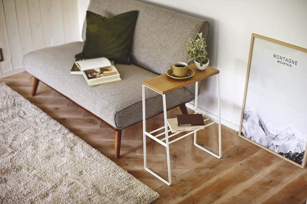 White Narrow Room End Tables Q10520