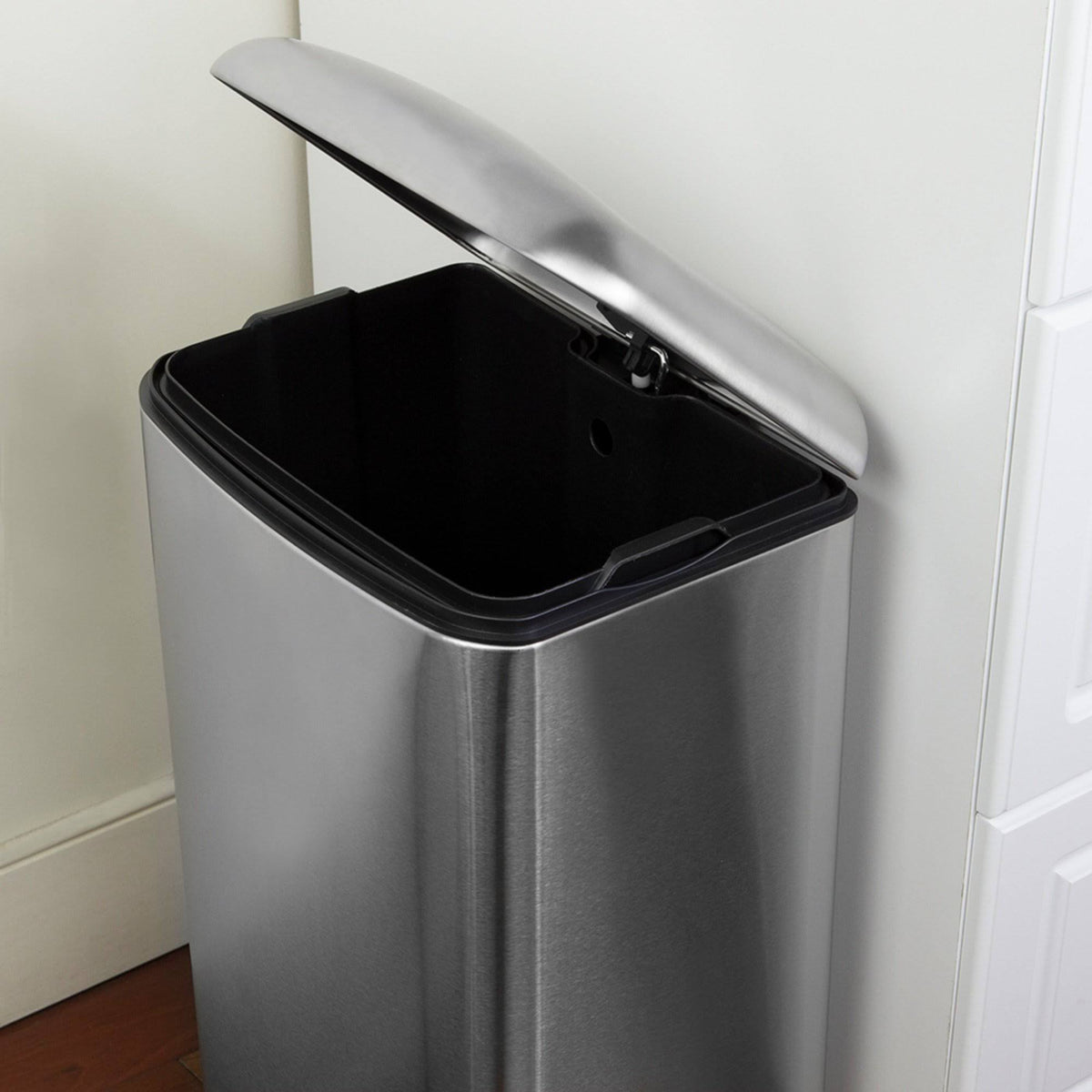30 LITER Soft-Close Waste Bin D128